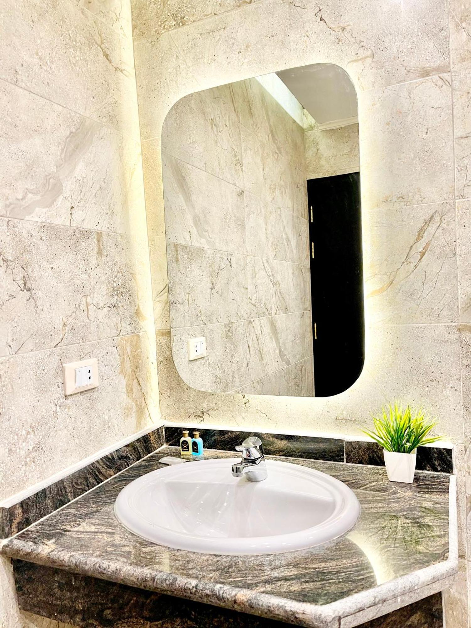 Comfort Giza Inn View Al Kawm al Akhdar Экстерьер фото